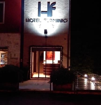 Hotel Flaminio Tavernelle Serrungarina Exteriér fotografie