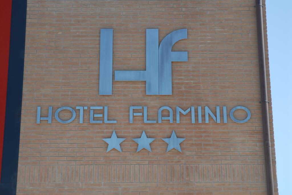 Hotel Flaminio Tavernelle Serrungarina Exteriér fotografie