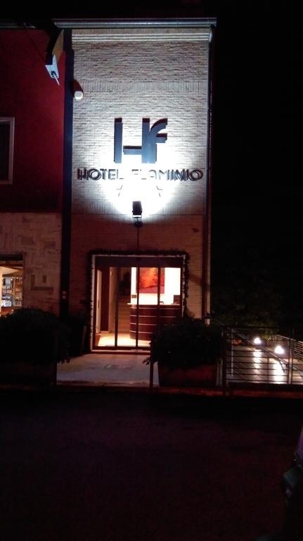 Hotel Flaminio Tavernelle Serrungarina Exteriér fotografie